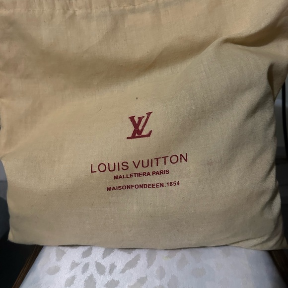 Speedy Vintage White Leather LV *SOLD* - Picture 8 of 8
